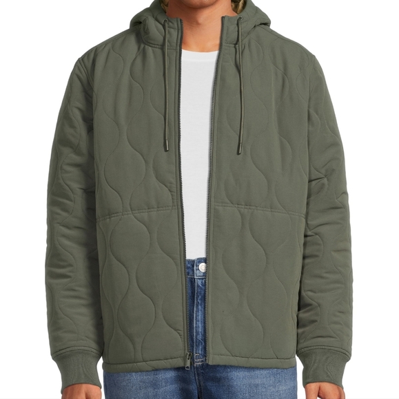 Swiss Tech Other - Swiss Tech Hooded Quilted Jacket